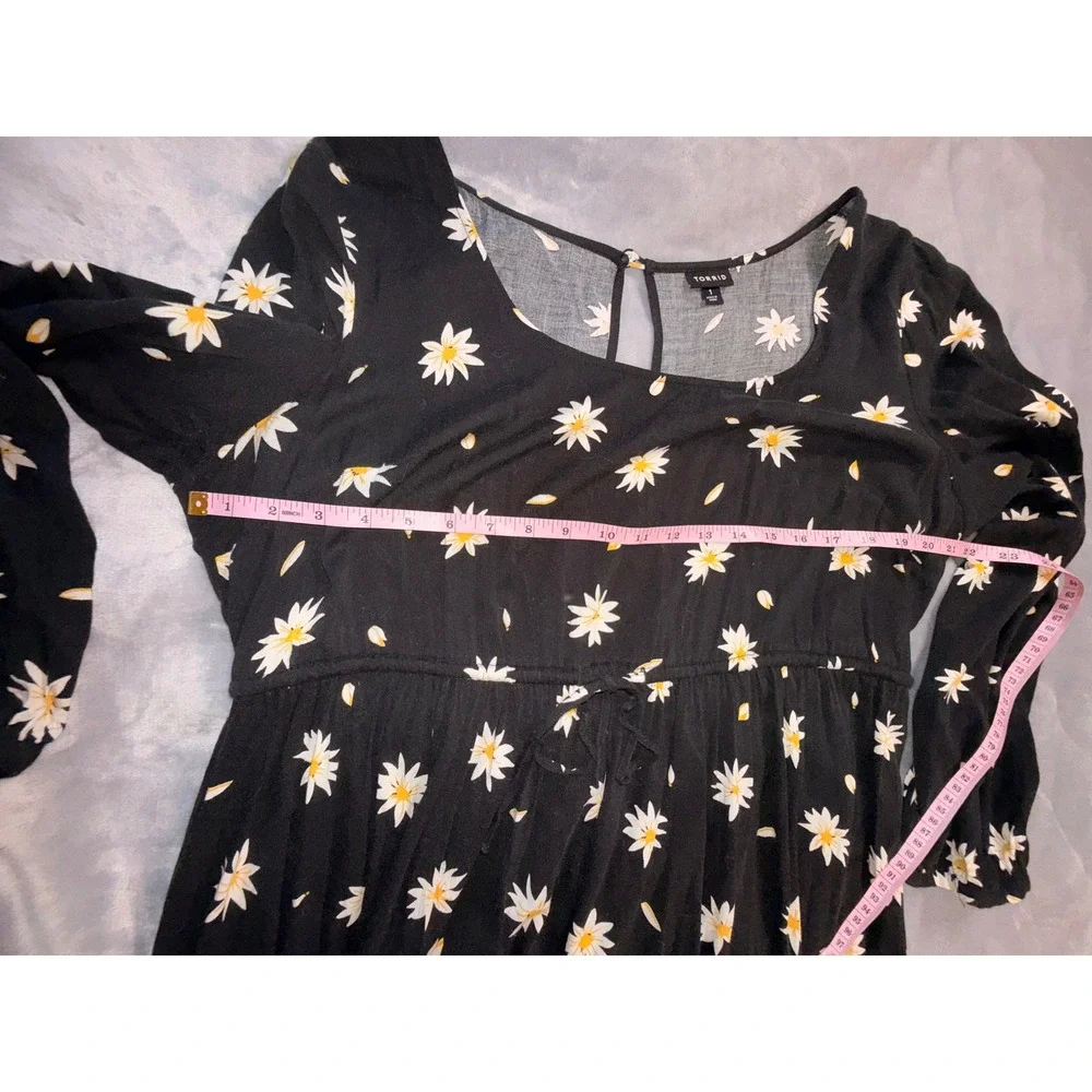 Torrid Womens Plus Size 1 Black Daisy Floral Long Sleeve Tiered Mini Dress Boho - Picture 5 of 11